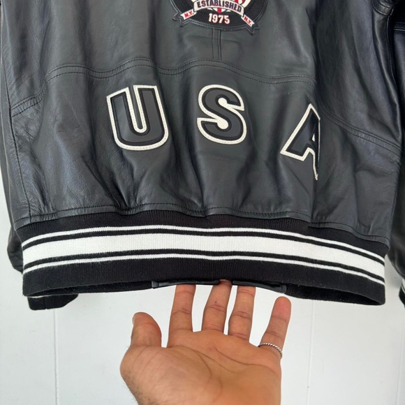 Avirex Signature Light Leather Varsity Jacket - Picture 8 of 8